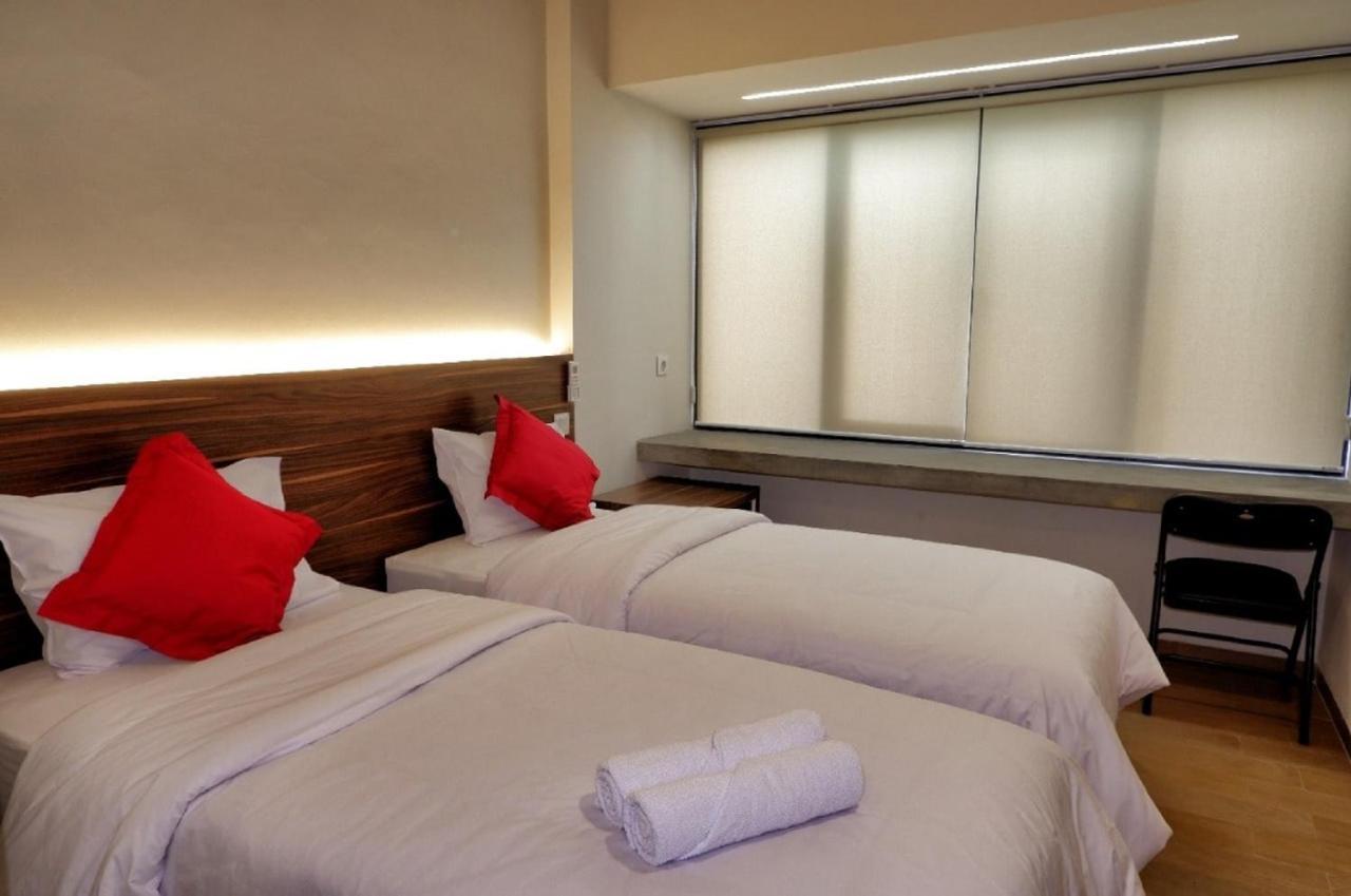 Guest House 555 Nki South Tangerang Εξωτερικό φωτογραφία